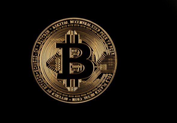 bitcoin, gold, coin, icon, symbol, logo, bitcoin gold, bitcoin logo, currency, cryptocurrency, black background, bitcoin, bitcoin, bitcoin, bitcoin, logo, logo, logo, logo, logo, bitcoin logo, bitcoin logo, bitcoin logo